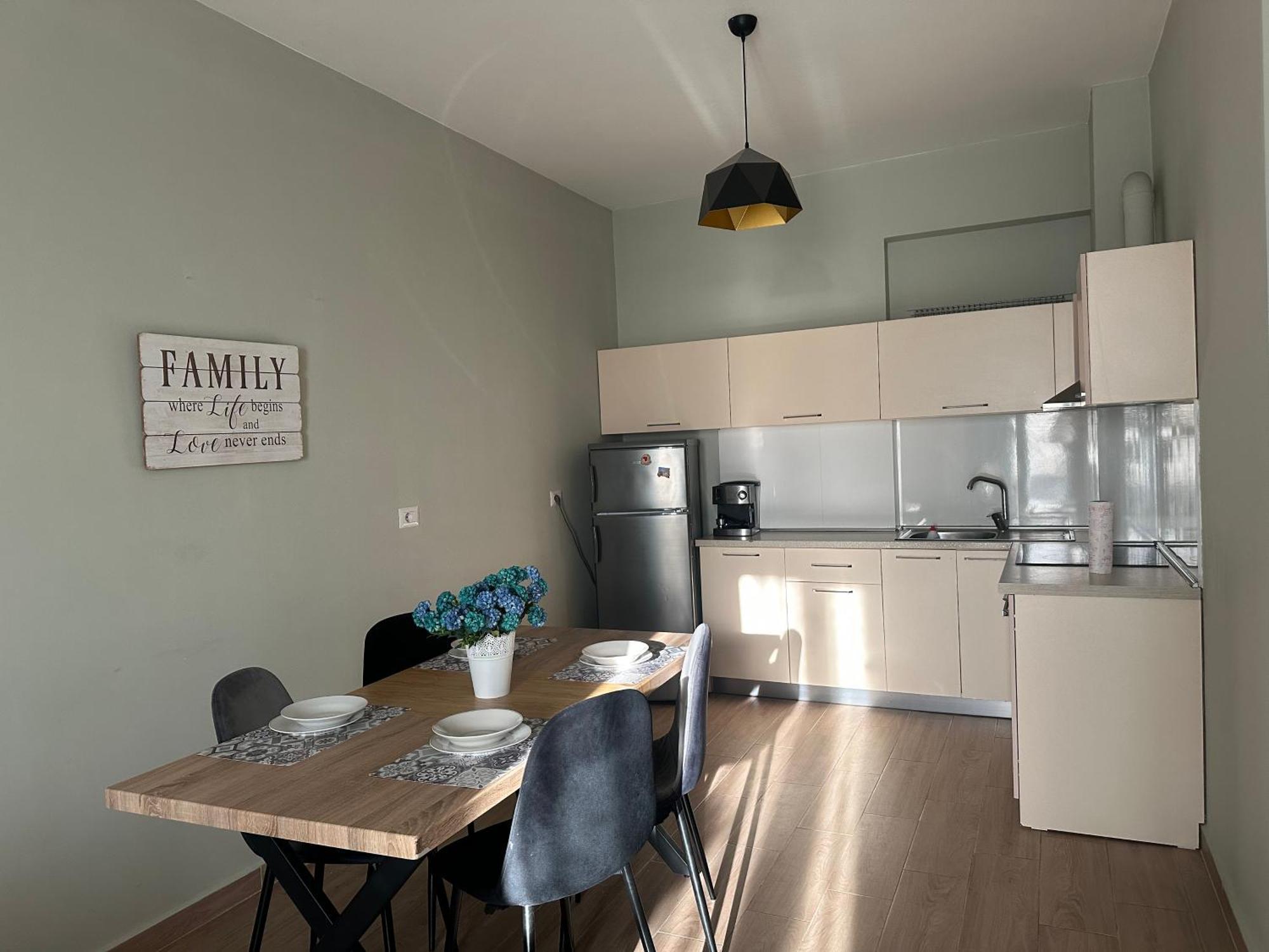 Apartment Gold Pearl Vlorë